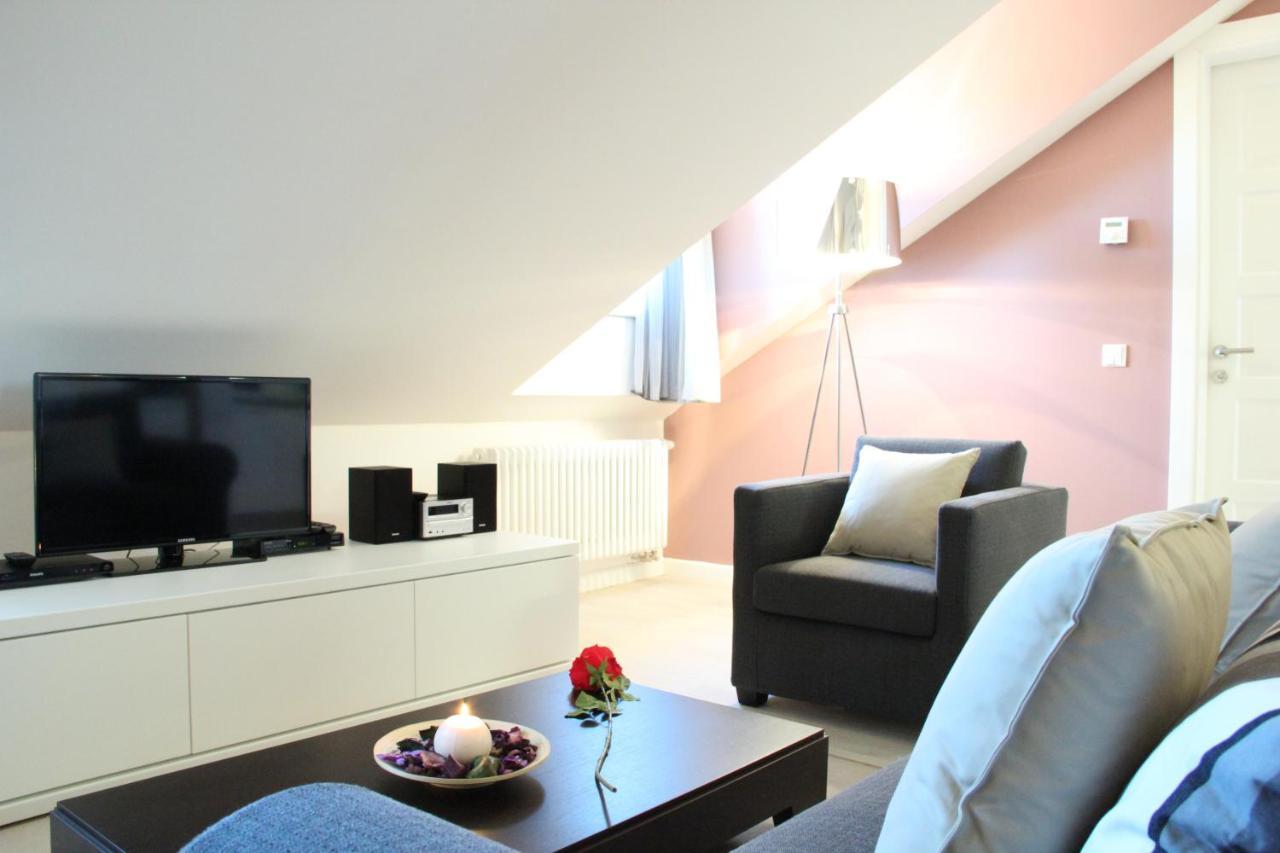 Central Prague Apartments Esterno foto